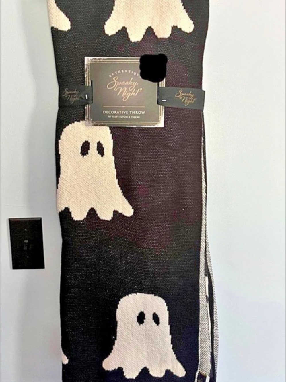 Spooky Nights Ghost Pattern Blanket NWT in Black & White